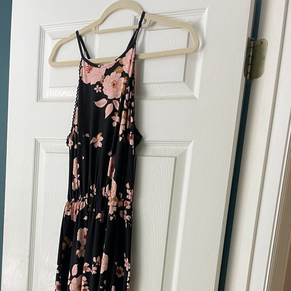 French Grey  Zoe knit maxi dress from Stitch Fix, NWT, black floral, Small